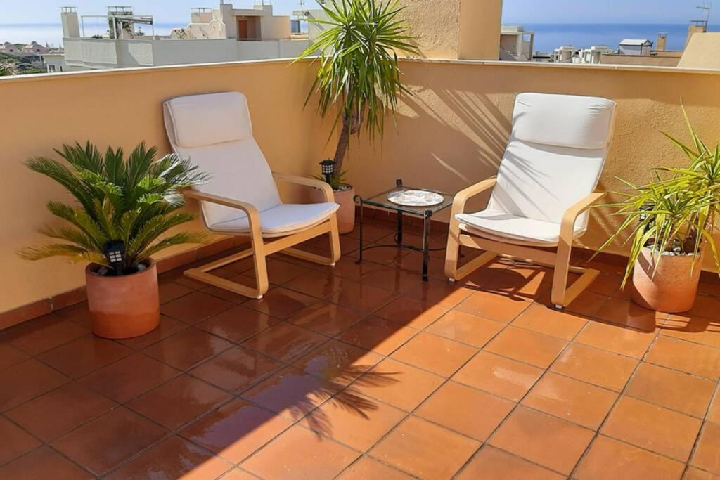 Ático con terraza abierta/Open terrace apartment Mijas Esterno foto