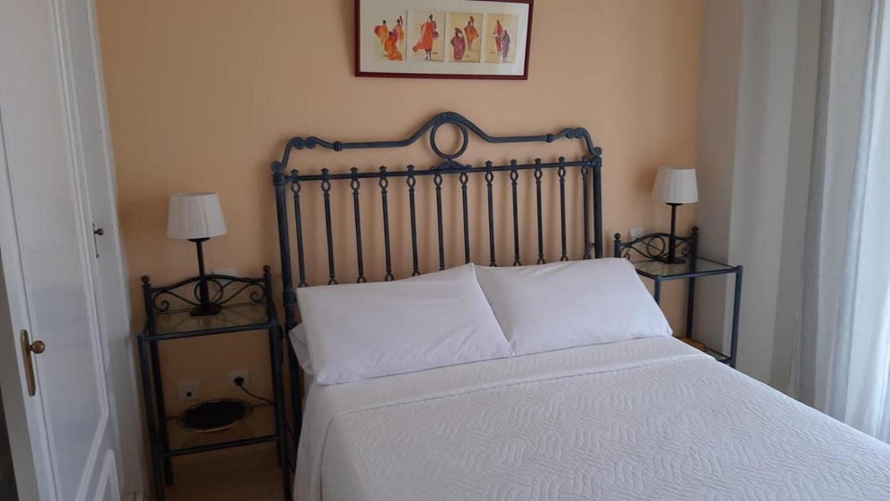 Ático con terraza abierta/Open terrace apartment Mijas Esterno foto